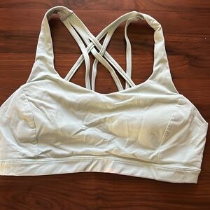 Lululemon Free to Be Bra